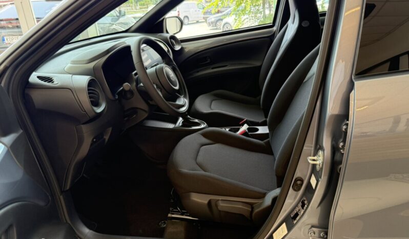 Toyota AYGO Cross(X) 1.5P HDF 116hp X-PLAY full