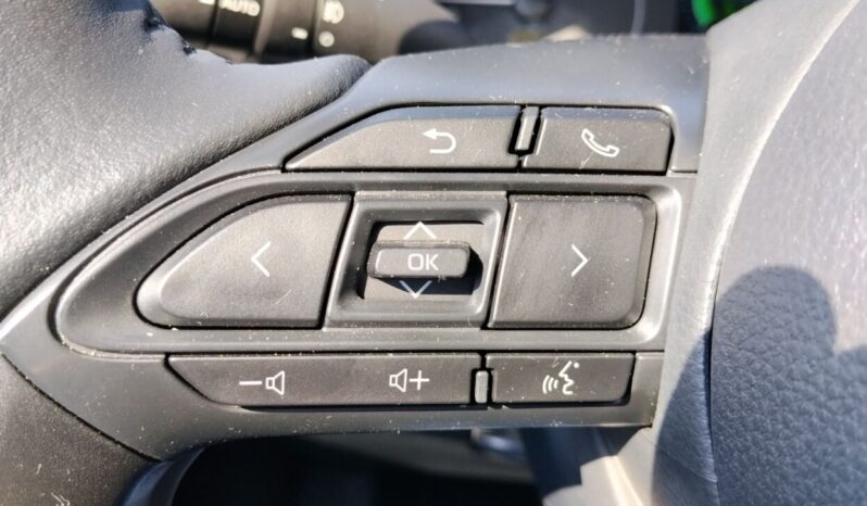 Toyota Yaris 1.5 HDF 116hp Active Plus full