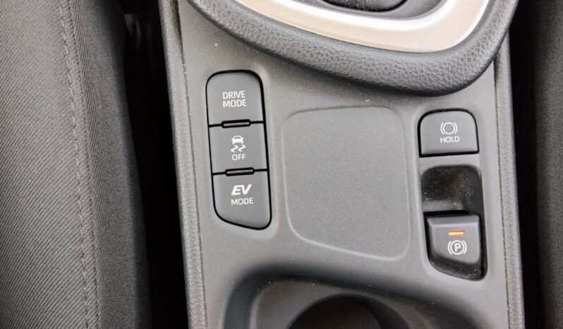 Toyota Yaris 1.5 HDF 116hp Active Plus full