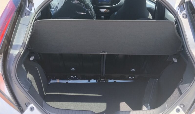 TOYOTA AYGO Cross(X) 1.5P HDF 116hp X-PLAY full