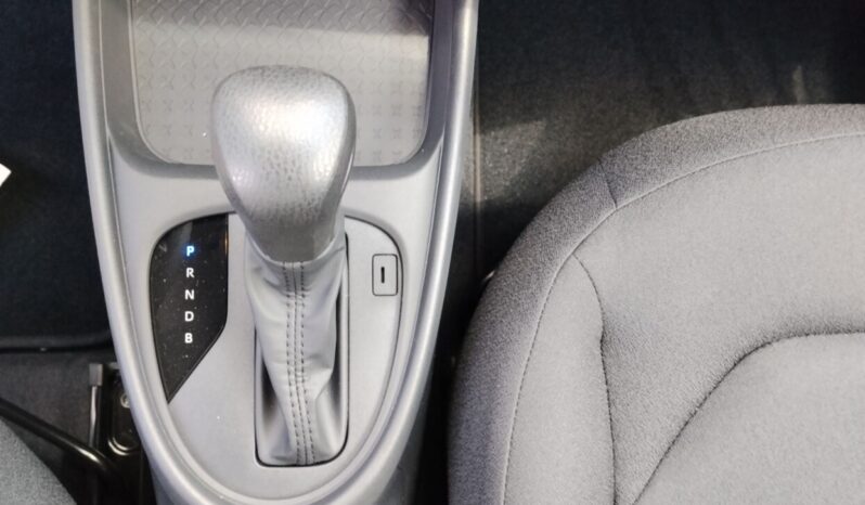 TOYOTA AYGO Cross(X) 1.5P HDF 116hp X-PLAY full