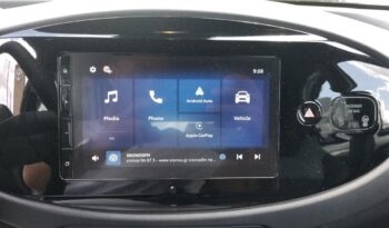 TOYOTA AYGO Cross(X) 1.5P HDF 116hp X-PLAY full