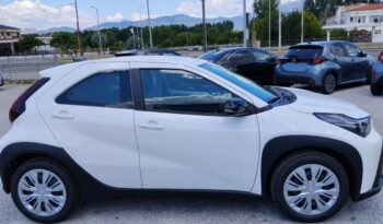 TOYOTA AYGO Cross(X) 1.5P HDF 116hp X-PLAY full