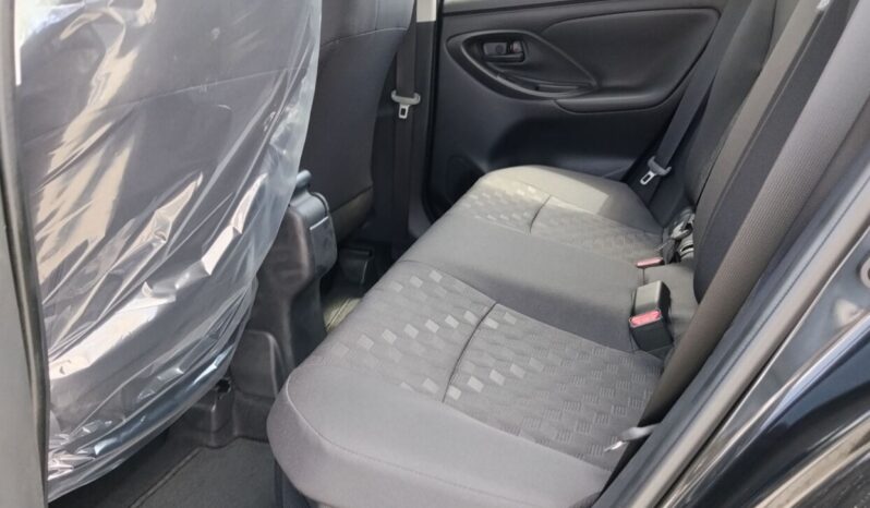 Toyota Yaris 1.5 HDF 116hp Active full