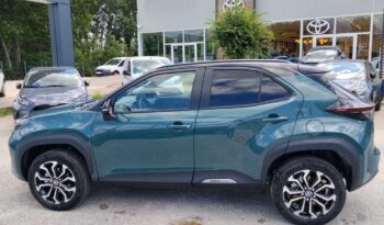 Toyota Yaris Cross 1.5 HDF 130hp Style Bi-tone full