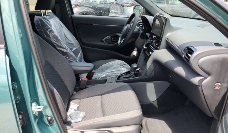 Toyota Yaris Cross 1.5 HDF 130hp Style Bi-tone full