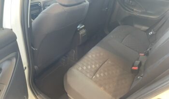 Toyota Yaris 1.5 HDF 116hp Live full