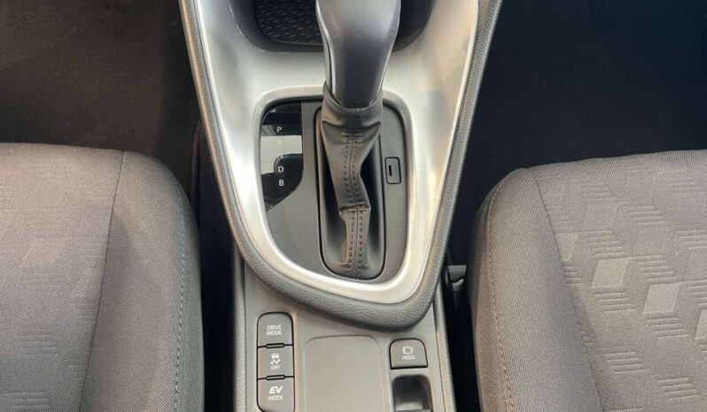Toyota Yaris 1.5 HDF 116hp Live full