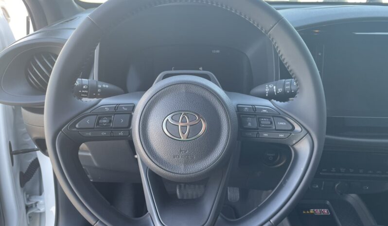 TOYOTA AYGO Cross(X) 1.5PHDF 116hp X-STYLE PLUS full