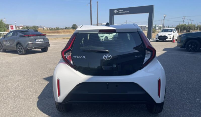 TOYOTA AYGO Cross(X) 1.5PHDF 116hp X-STYLE PLUS full