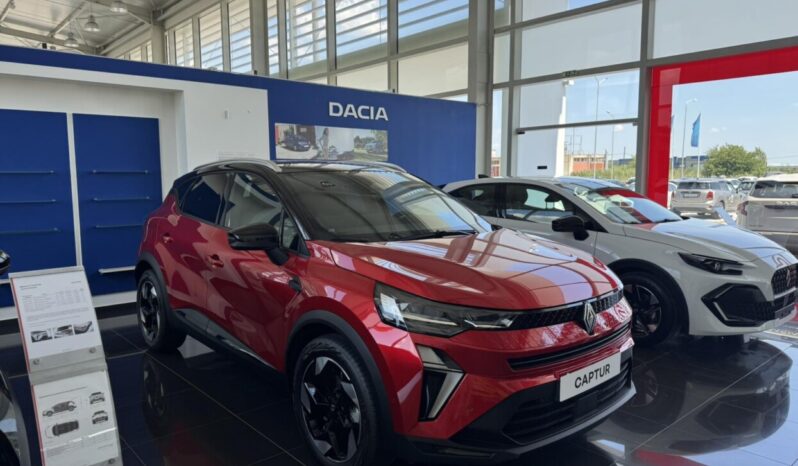 Renault Captur 1.8 Techno E-Tech 160hp full