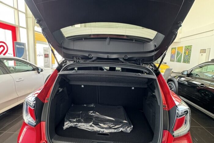 Renault Captur 1.8 Techno E-Tech 160hp full
