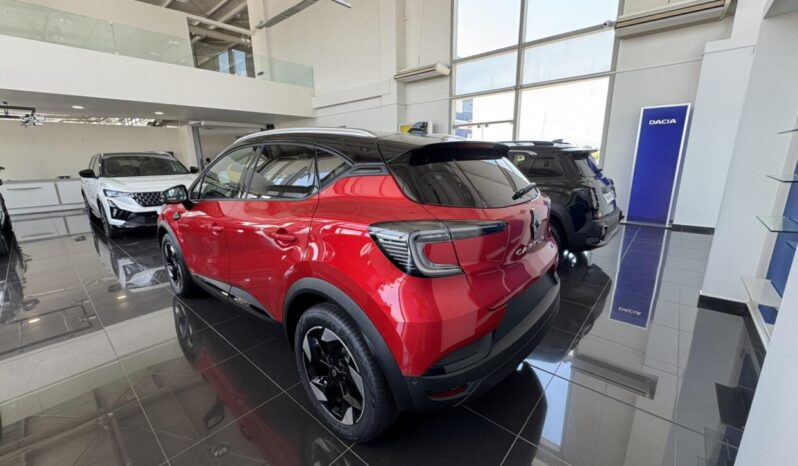 Renault Captur 1.8 Techno E-Tech 160hp full
