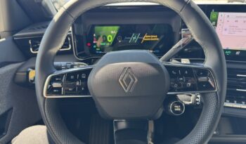 Renault R 4 Electric E-Tech 52kWh 150hp Iconic full