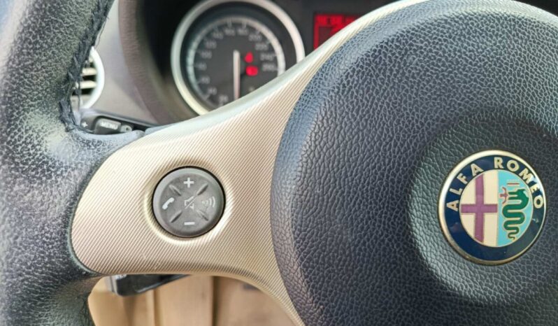 Alfa Romeo 159 1.9 JTS DISTINCT full