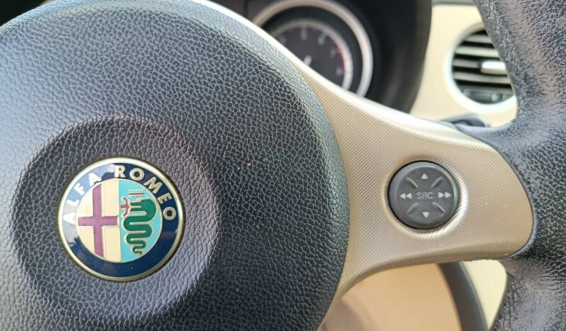 Alfa Romeo 159 1.9 JTS DISTINCT full