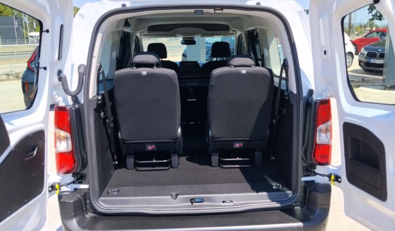 Toyota PROACE CITY VERSO L2 1.2T 110hp Shuttle/7s full