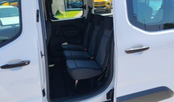 Toyota PROACE CITY VERSO L2 1.2T 110hp Shuttle/7s full