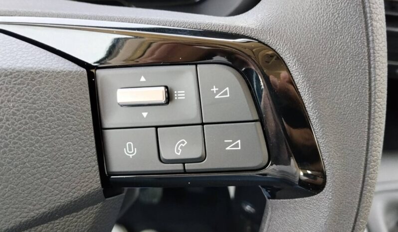 Toyota PROACE CITY VERSO L2 1.2T 110hp Shuttle/7s full