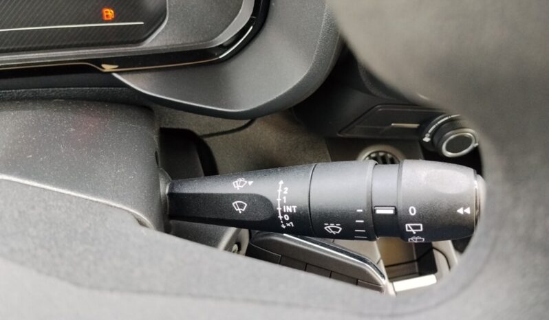 Toyota PROACE CITY VERSO L2 1.2T 110hp Shuttle/7s full