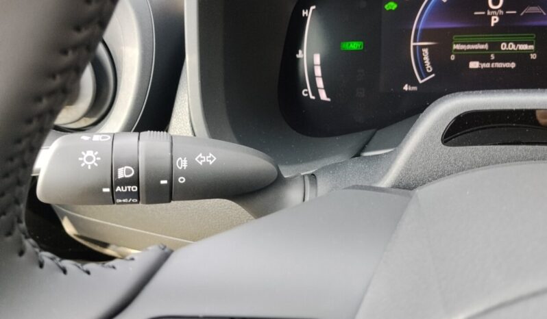 Toyota AYGO Cross(X) 1.5P HDF 116hp X-PLAY full