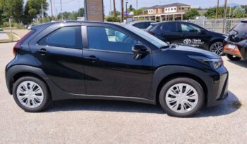 Toyota AYGO Cross(X) 1.5P HDF 116hp X-PLAY full