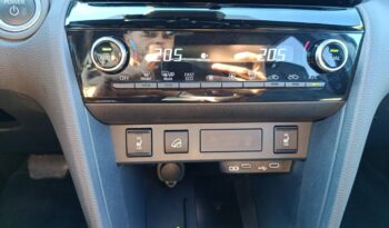 Toyota Yaris Cross 1.5 HDF 130hp AWD Premier Edition full