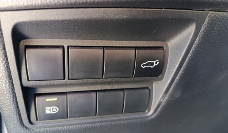 Toyota Yaris Cross 1.5 HDF 130hp AWD Premier Edition full