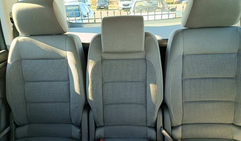 Volkswagen Touran 1.6 BENZINH 102hp full