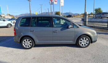 Volkswagen Touran 1.6 BENZINH 102hp full