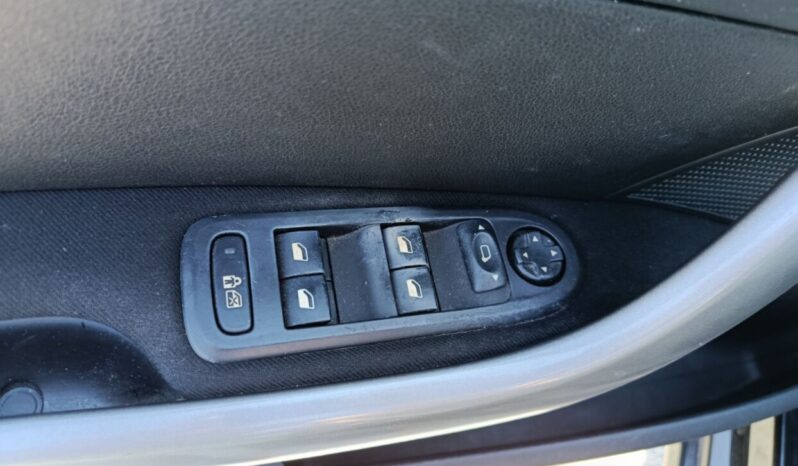 Peugeot 308 1.4 BENZINH (Π) full