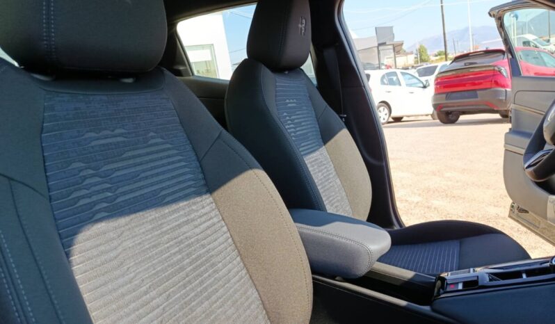 Alfa Romeo Junior Core 1.2 eDCT 145hp MHEV full