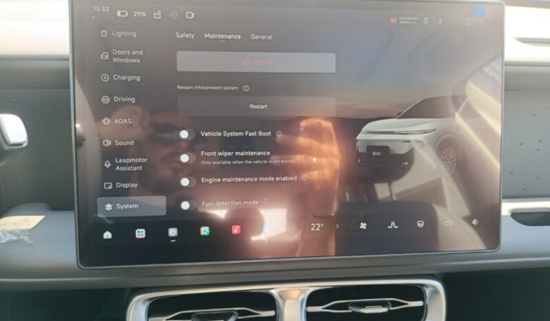 Leapmotor B10 REEV Design Plug-in Hybrid full