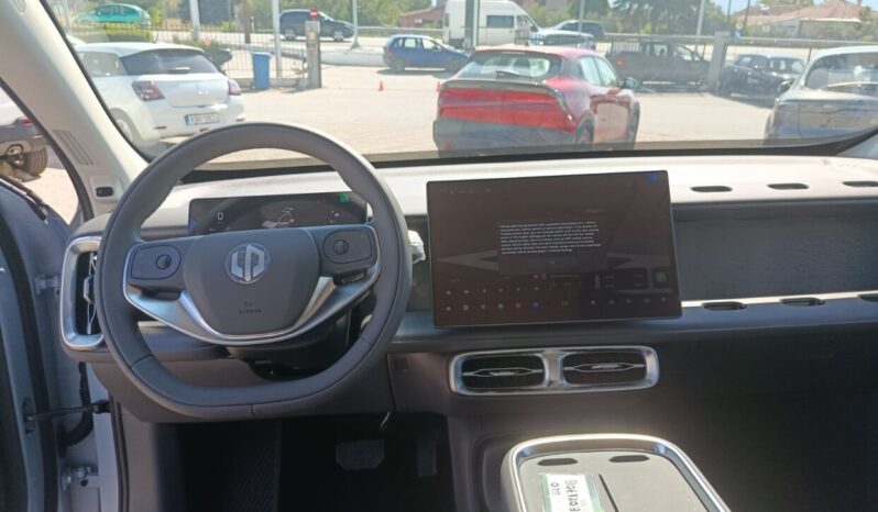 Leapmotor B10 REEV Design Plug-in Hybrid full
