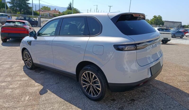 Leapmotor B10 REEV Design Plug-in Hybrid full