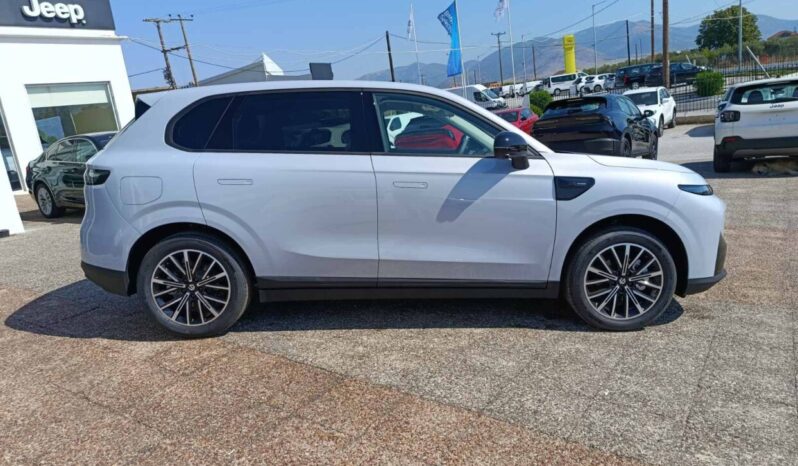 Leapmotor B10 REEV Design Plug-in Hybrid full