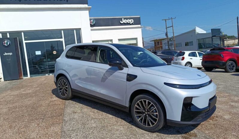 Leapmotor B10 REEV Design Plug-in Hybrid full