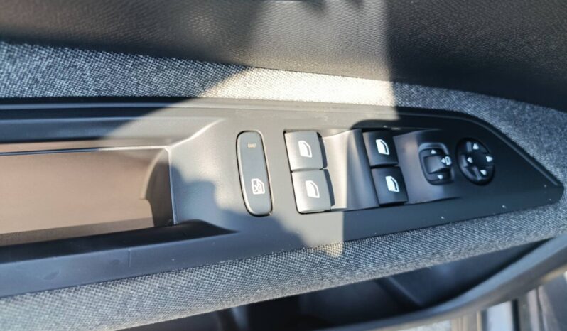 Peugeot 3008 1.5 BlueHdi 130HP AT8 (Φ) full