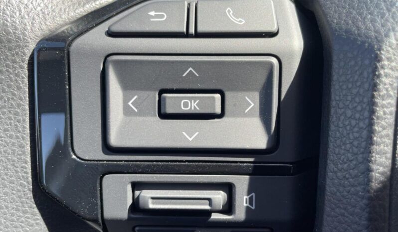 TOYOTA HILUX DC 4X4 2.8D 204hp 48V ADVANCE A/T full