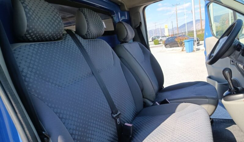 Renault Trafic 2.5 Diesel full