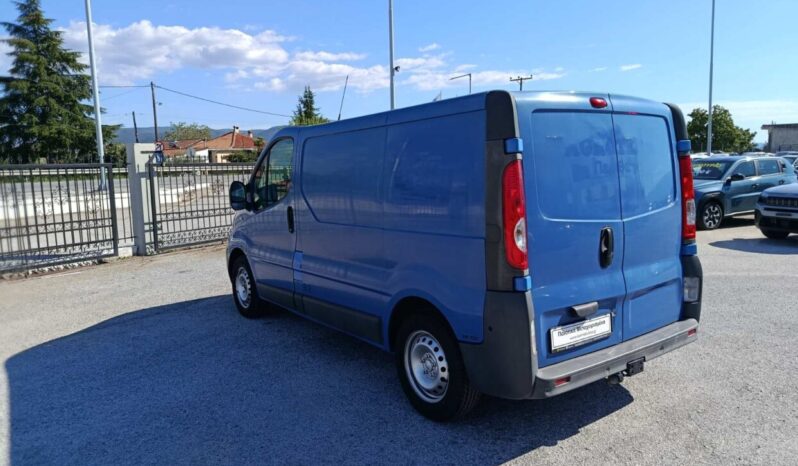 Renault Trafic 2.5 Diesel full