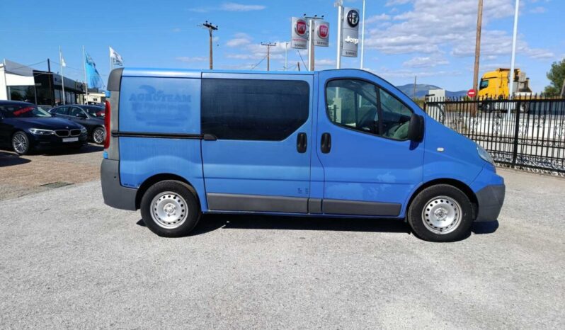 Renault Trafic 2.5 Diesel full