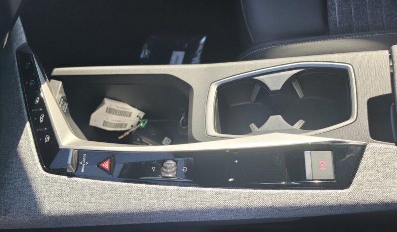 PEUGEOT 3008 HYBRID 145 e-DCS6 STYLE full