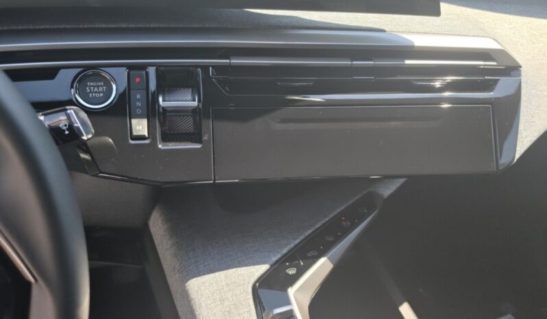 PEUGEOT 3008 HYBRID 145 e-DCS6 STYLE full