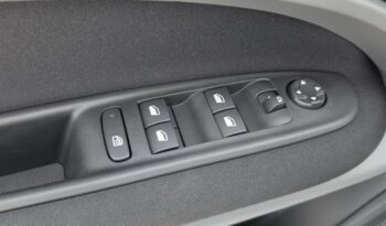 Jeep AVENGER 1.2 110HP MHEV DCT LONGITUDE full