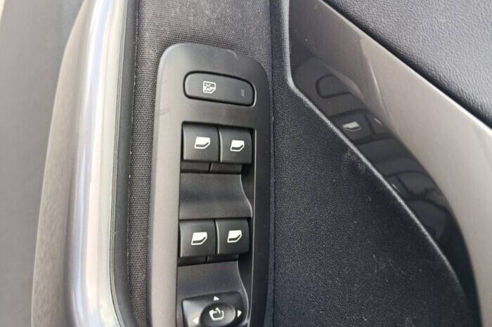 Peugeot 2008 1.2 PureTech 82hp ΕΛΛΗΝΙΚΗΣ ΑΝΤΙΠΡΟΣΩΠΕΙΑΣ full