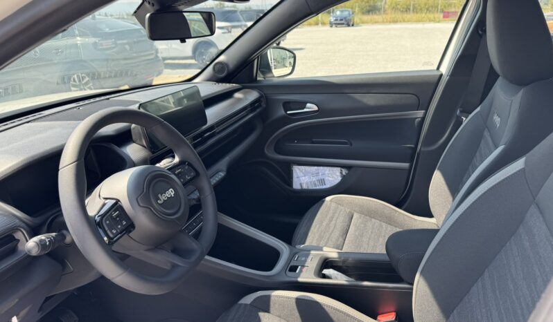 Jeep AVENGER 1.2 110HP MHEV DCT LONGITUDE full
