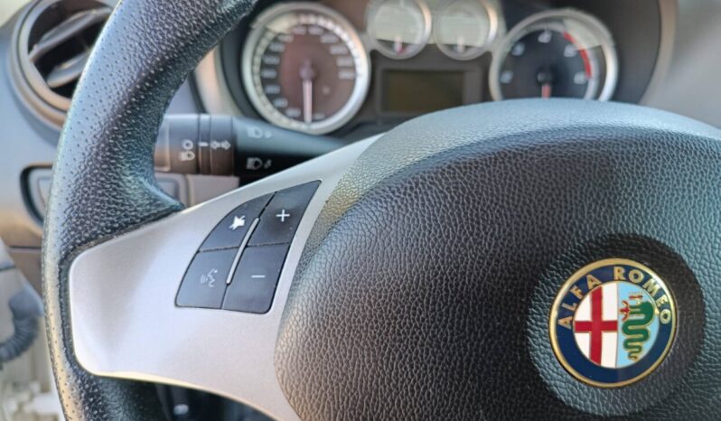 Alfa Romeo MITO 1.3 Diesel 85hp full