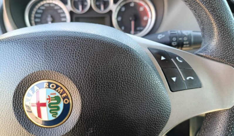 Alfa Romeo MITO 1.3 Diesel 85hp full