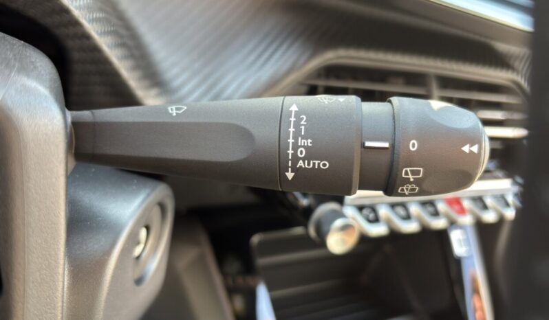 PEUGEOT 2008 FL 1.2 STYLE 100HP full